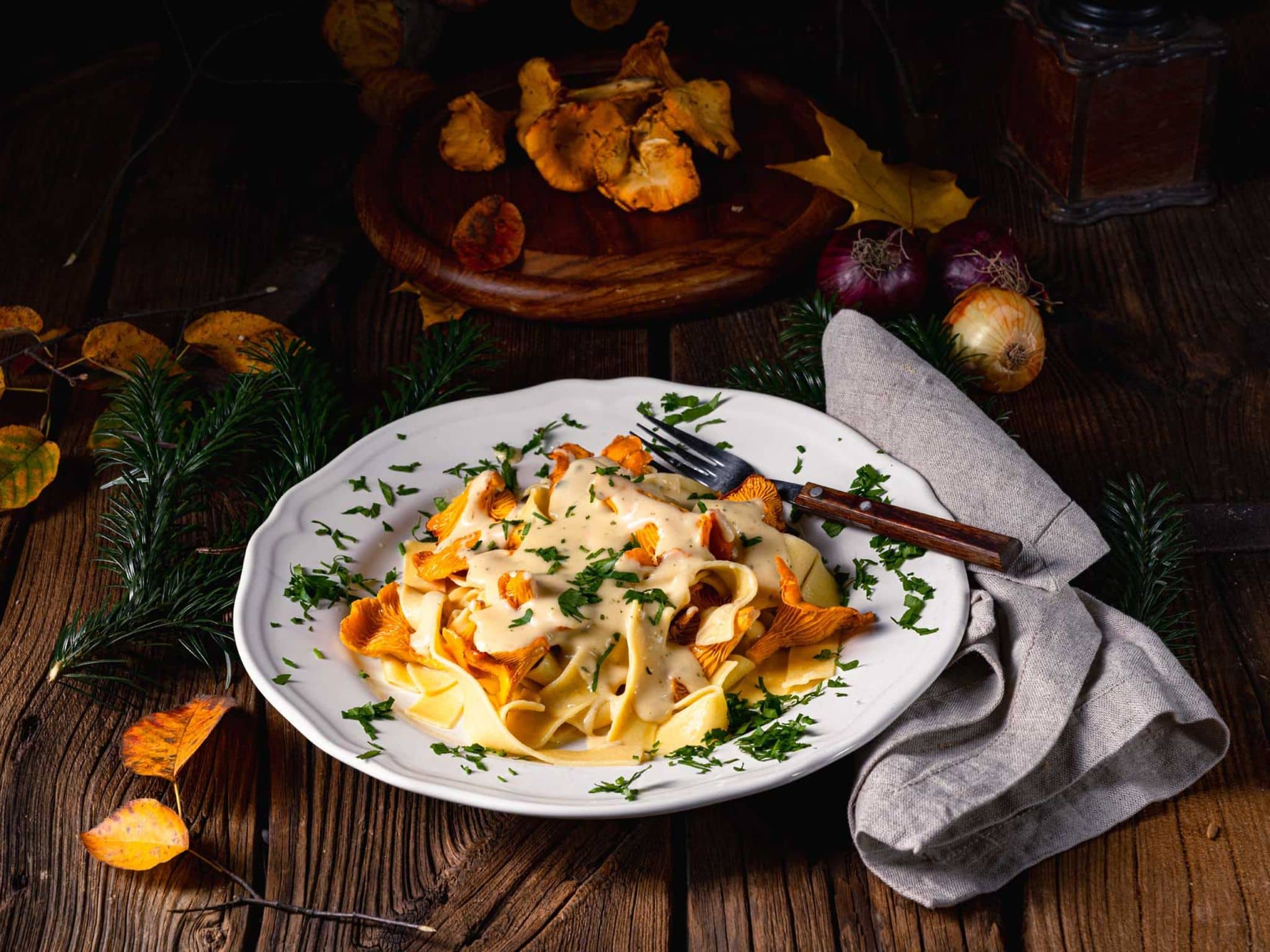 Tagliatelle mit Pfifferlingen als vegane Hauptspeise zu Weihnachten
