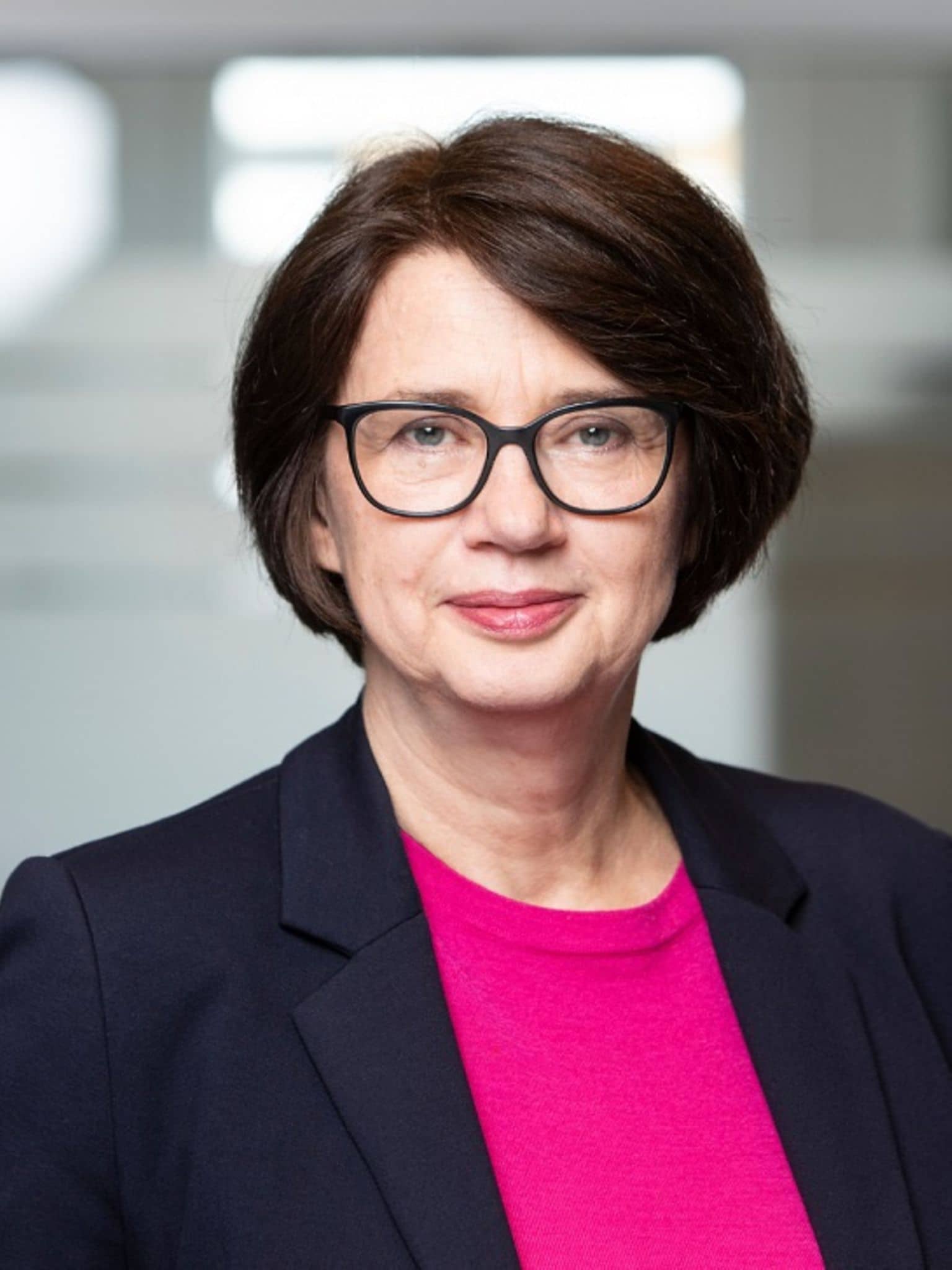 Portrait: Claudia Bernhard