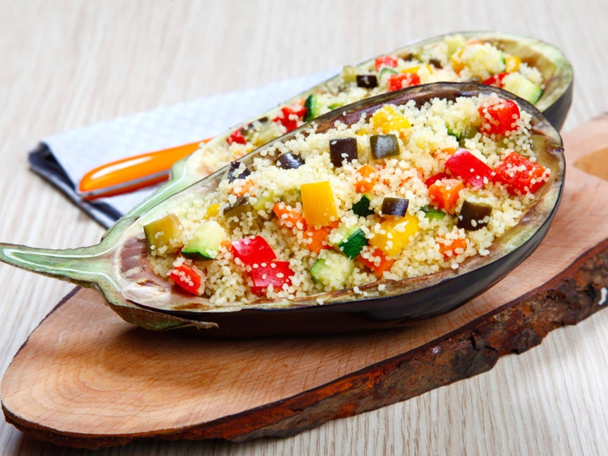 Gefüllte Aubergine mit Couscous und Gemüse