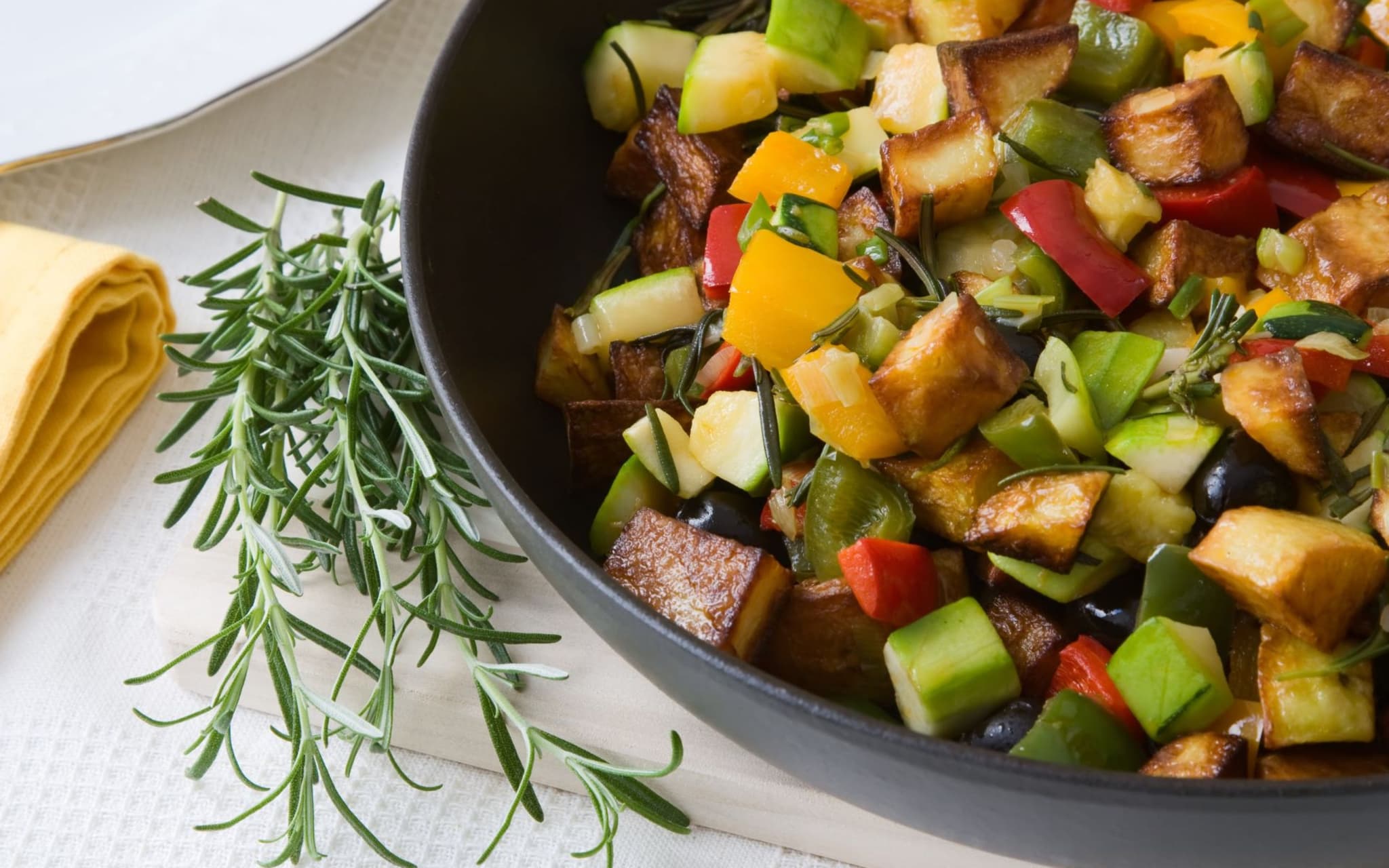 Leckere Gemüsepfanne nach unserem Rezept gekocht.