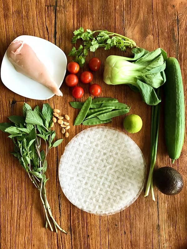 Zutaten für das Rezept für Sommerrollen.