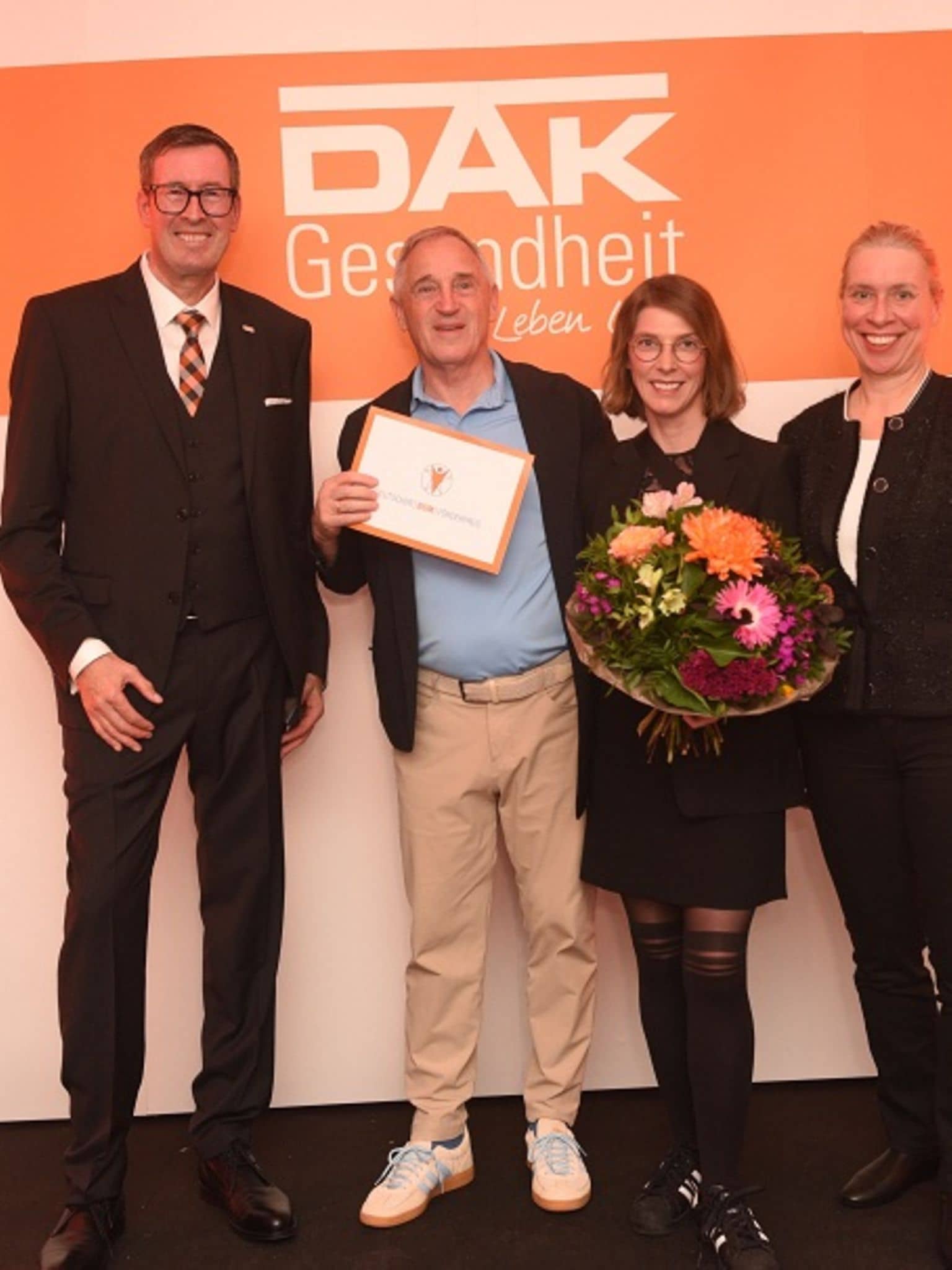 BGM-Förderpreis 2025: Gruppenbild der GewinnerInnen von Platz 1.