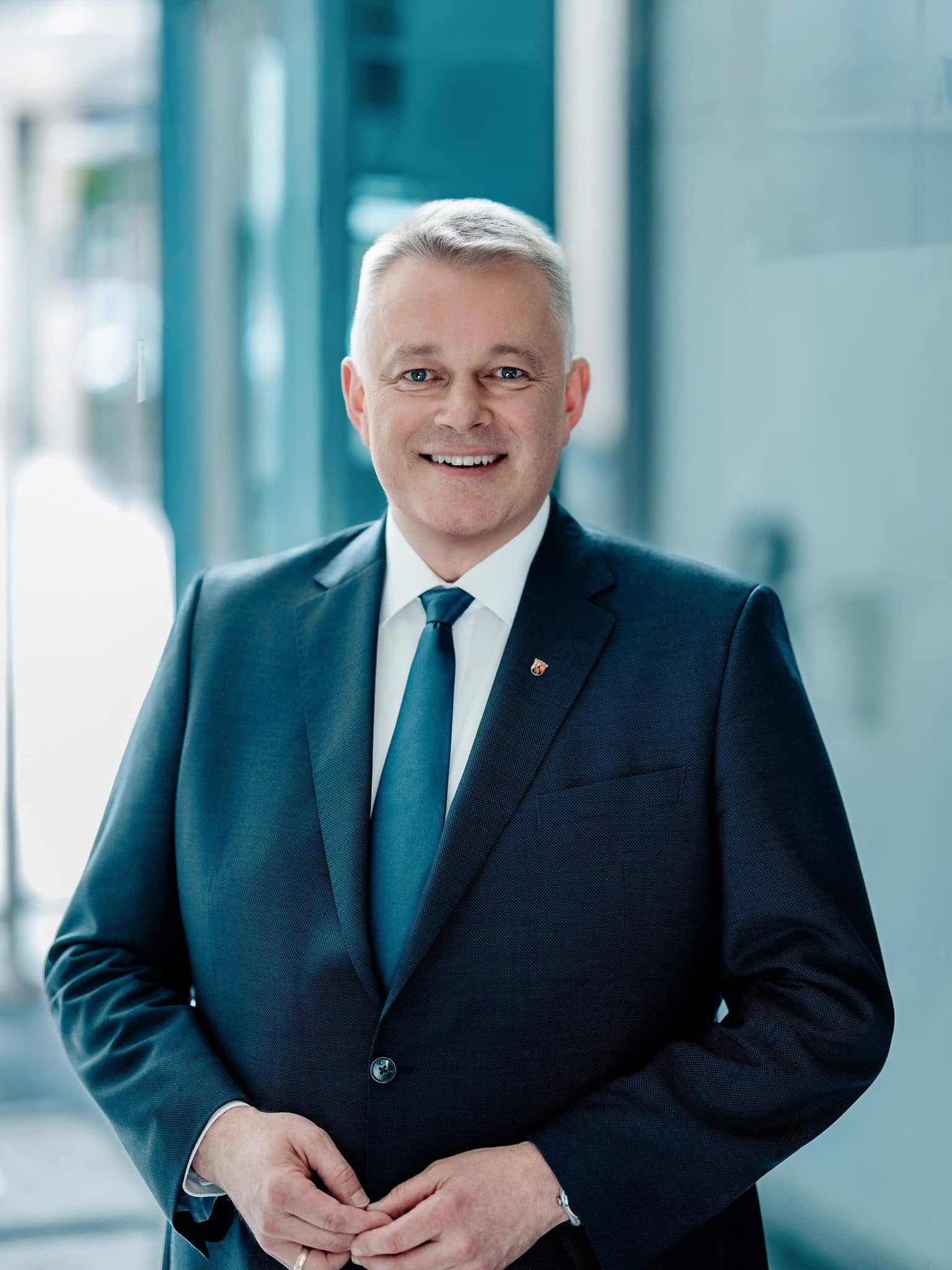 Portrait: Gordon Schnieder