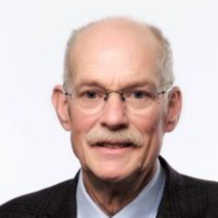Dr. Johannes Knollmeyer