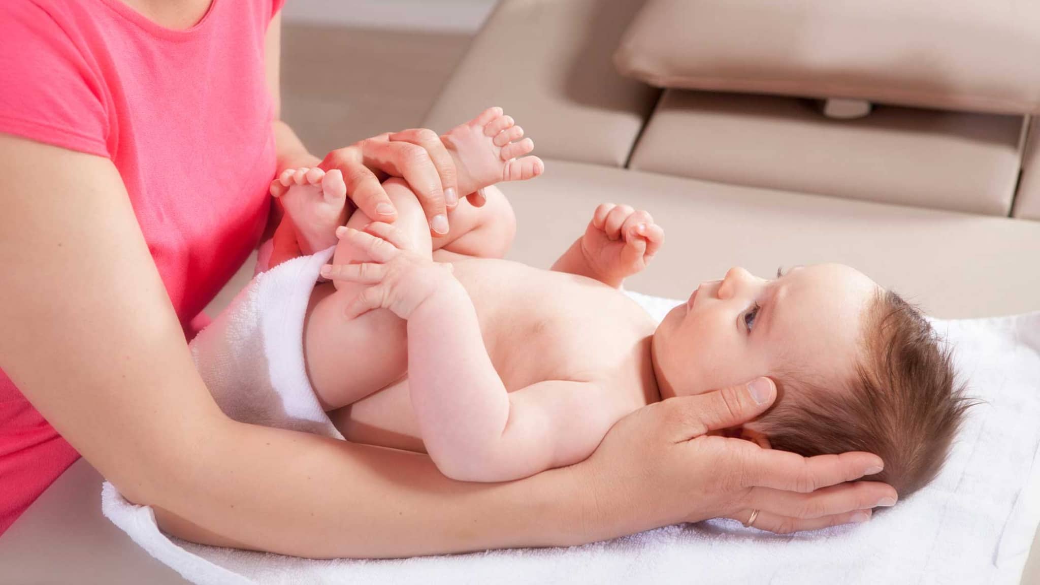 Symbolbild Osteopathie bei Babys