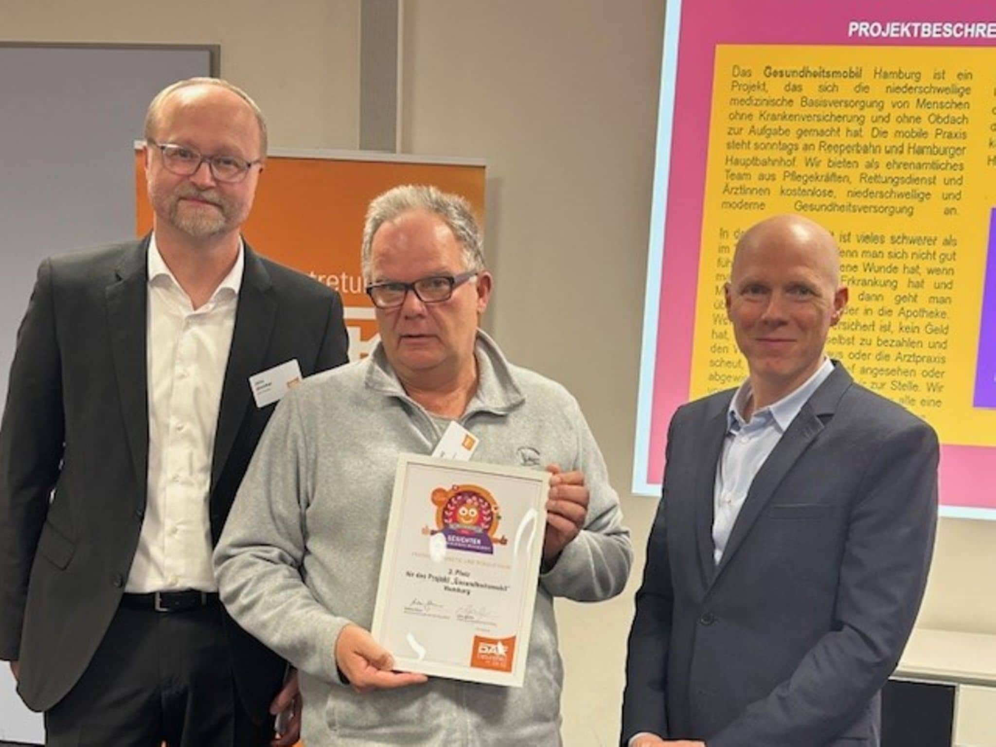 Hamburg Platz 3 in Vertretung Ronald Kelm beim Wettbewerb Gesichter für ein gesundes Miteinander 2024