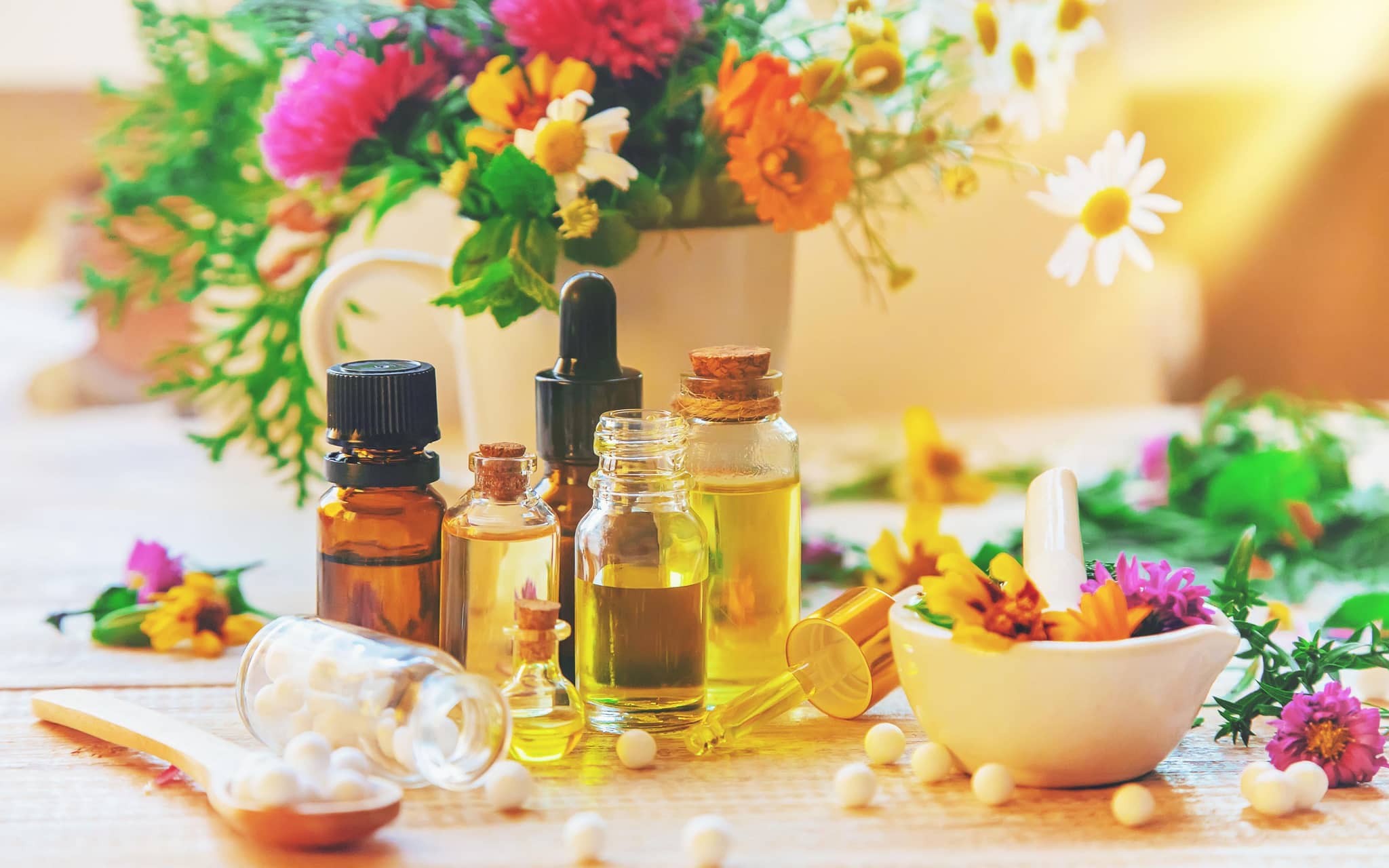 Pflanzliche Mittel Wechseljahre: Kräuter und Öle