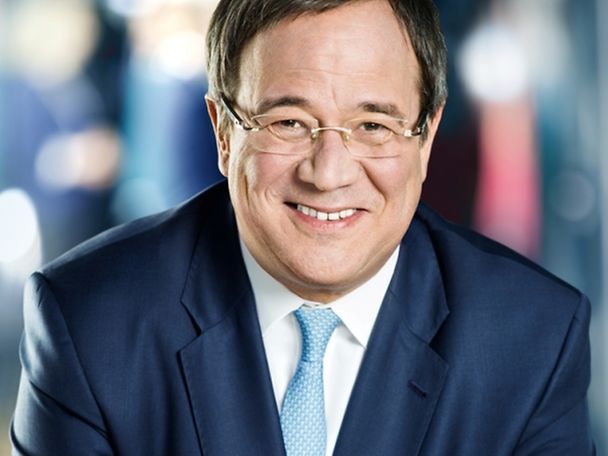 bunt statt blau-Schirmherr in NRW - Ministerpräsident Armin Laschet