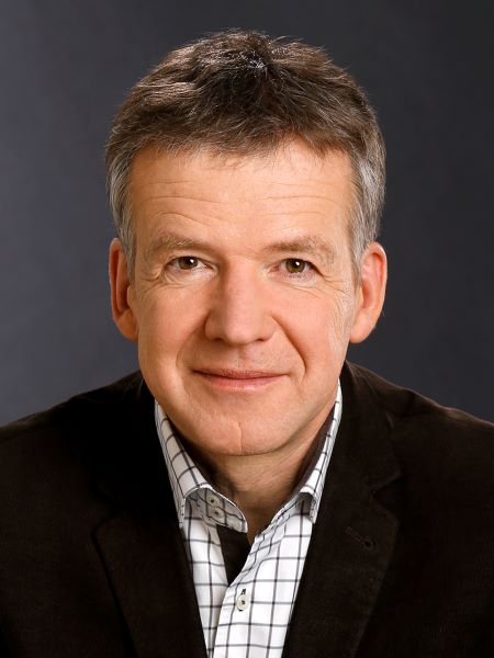 Rückenexperte Professor Klaus Pfeifer